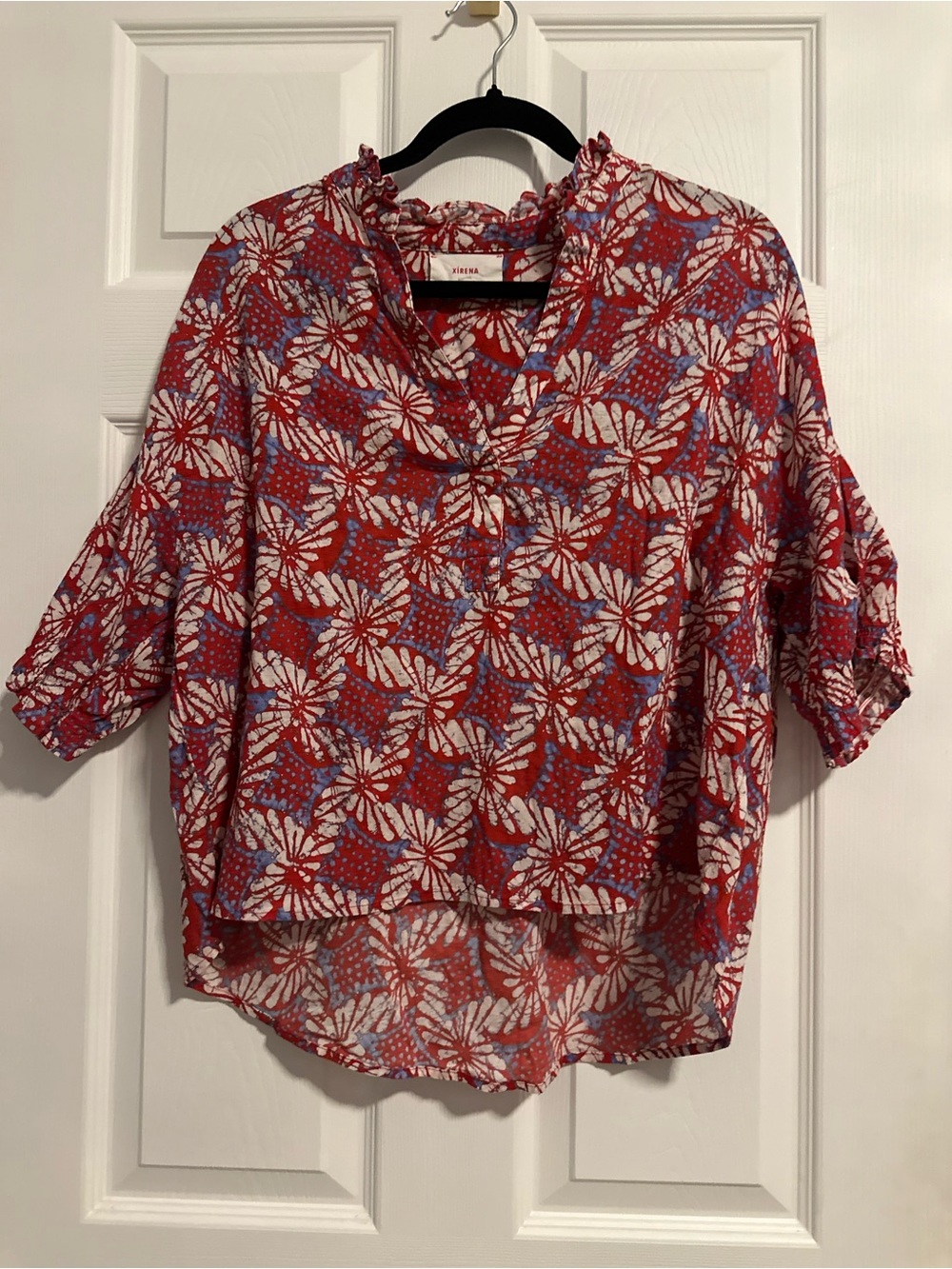 XiRENA Red Floral V-Neck Blouse with White and Blue Accents